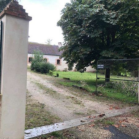 Chambres La Vallee Salbris Exterior photo
